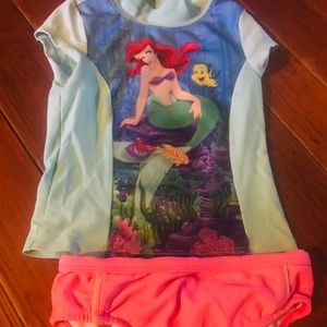 Ariel rashguard and coverup. 3t